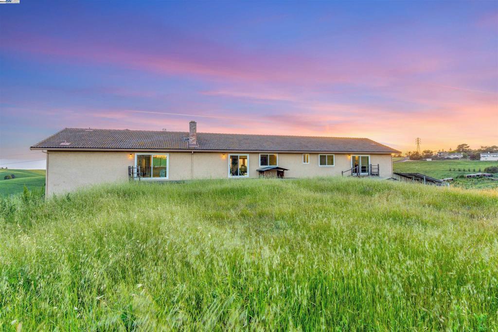 VARGAS PLATEAU - Residential