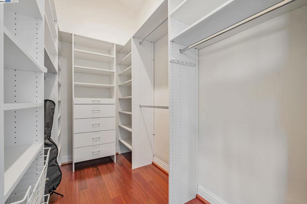 VARGAS PLATEAU - Residential