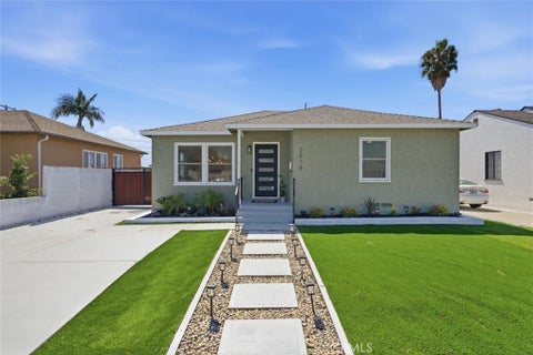 Photo of 2516 W 164th ST, Torrance, CA 90504 (MLS # SB26203457)