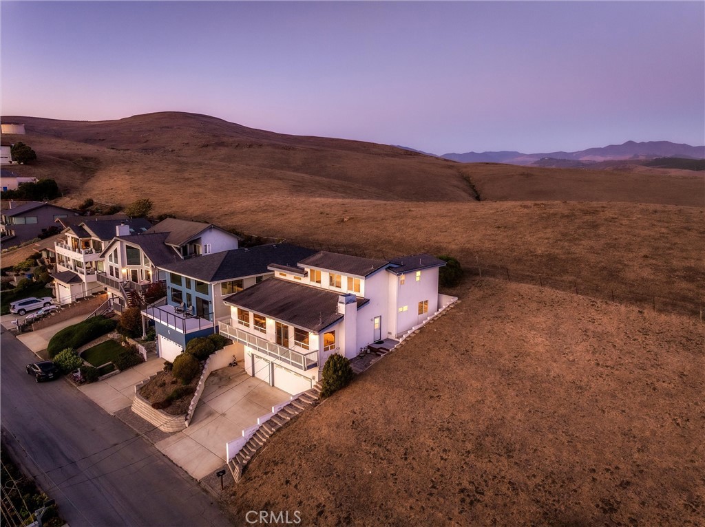 PROPERTIES 2556 Nutmeg Avenue