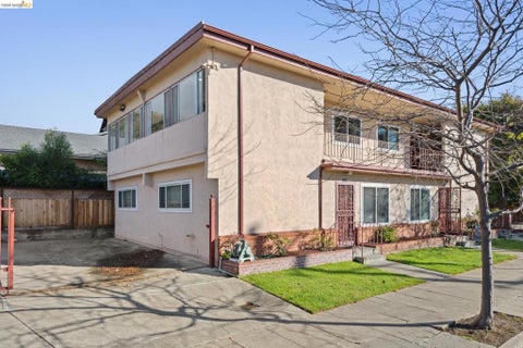 Photo of 2727 Mcgee Ave Ave, Berkeley, CA 94703 (MLS # 41128684)