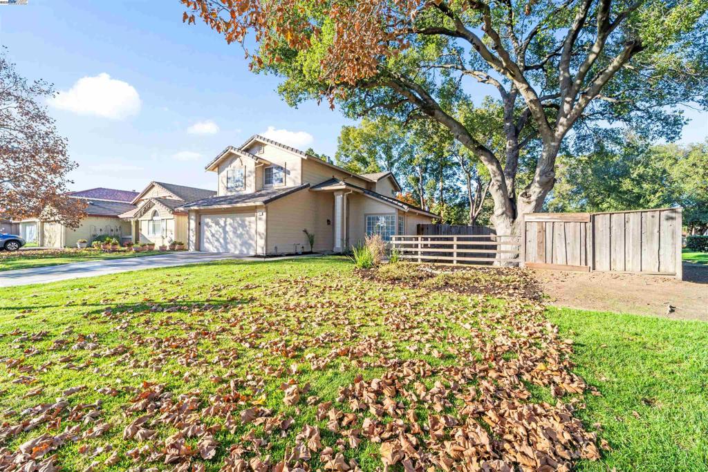 OAK GROVE - Residential