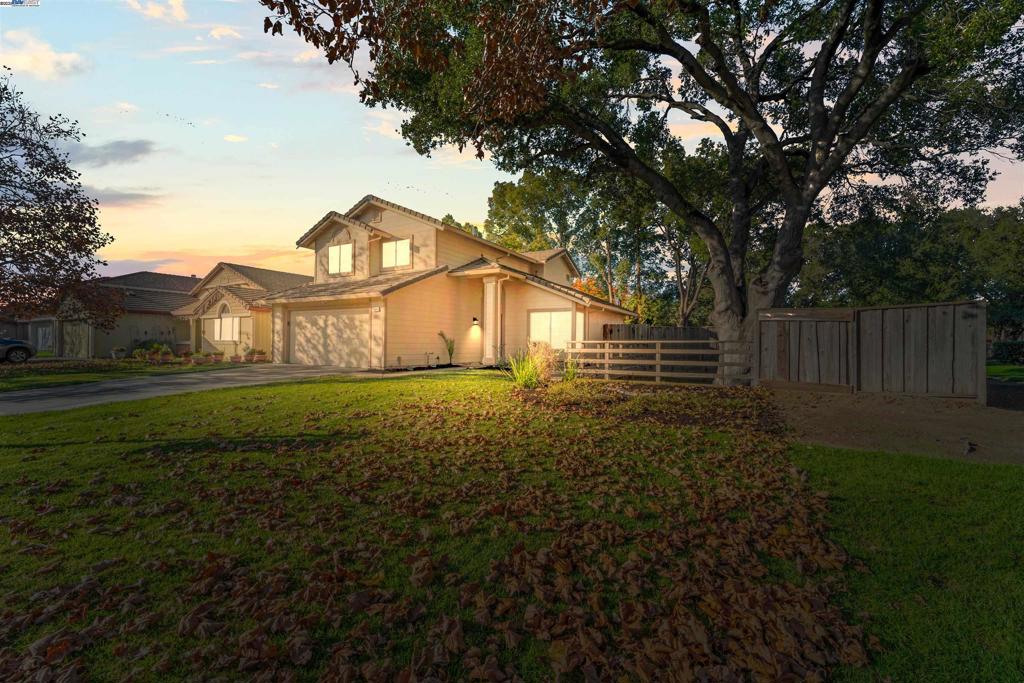 OAK GROVE - Residential