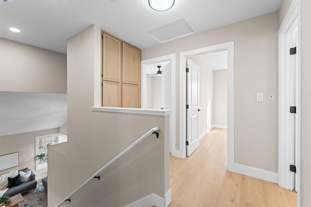 OAK GROVE - Residential