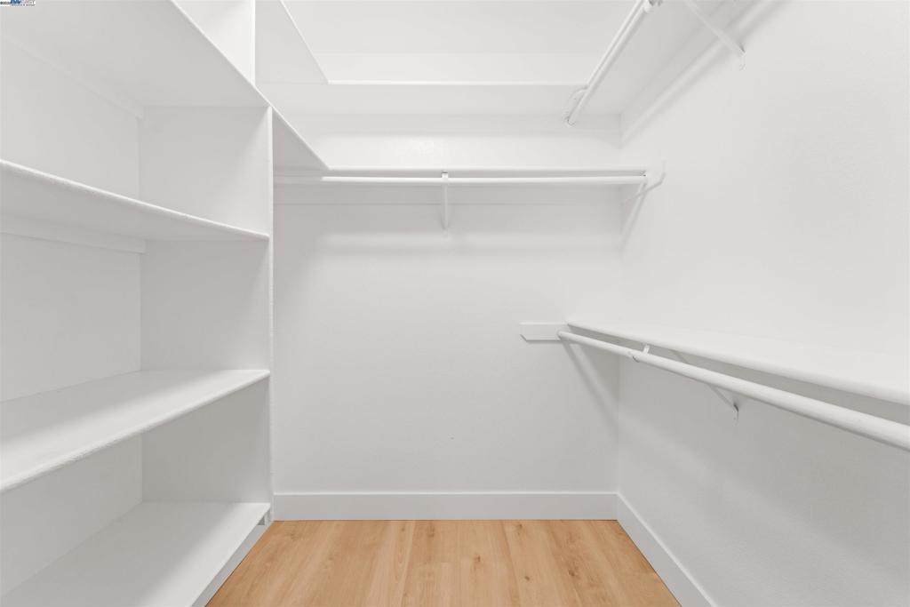 OAK GROVE - Residential