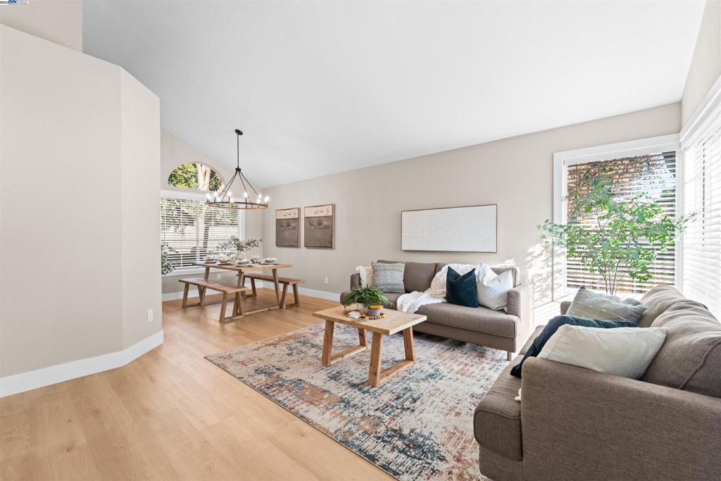 OAK GROVE - Residential