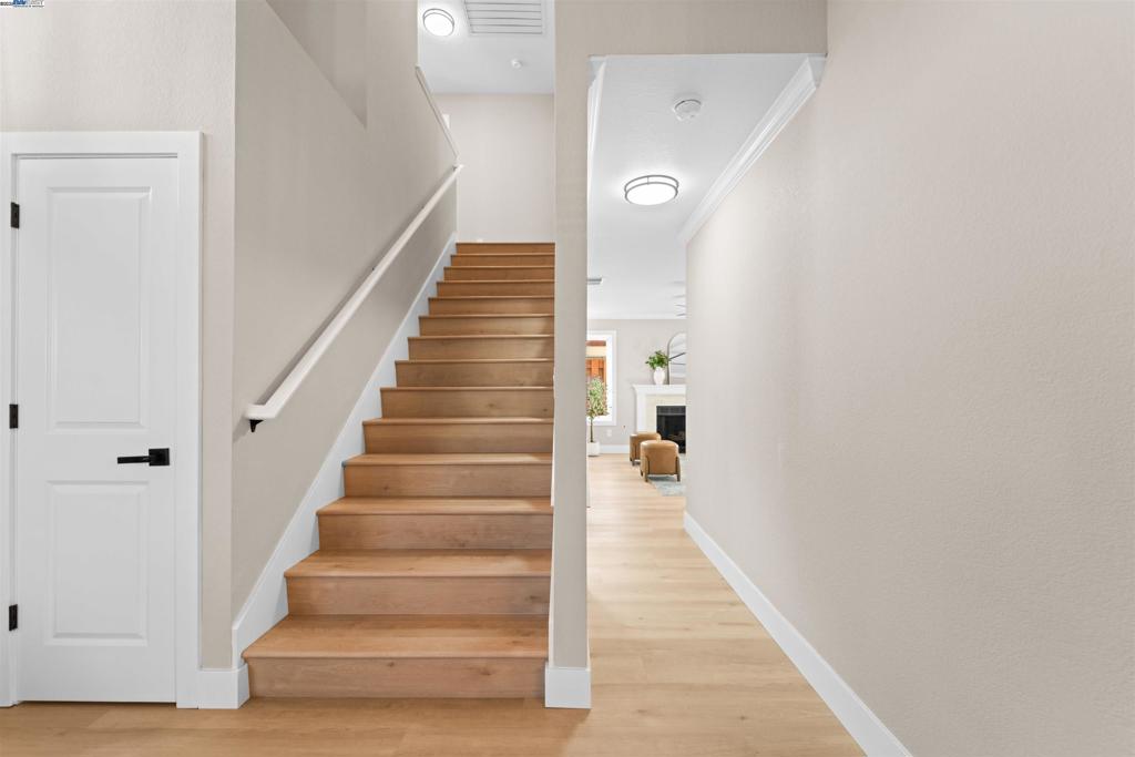 OAK GROVE - Residential