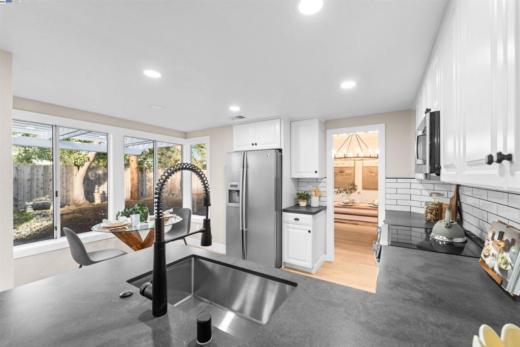 OAK GROVE - Residential