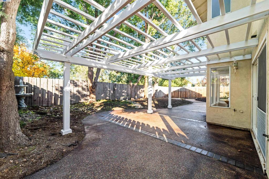 OAK GROVE - Residential