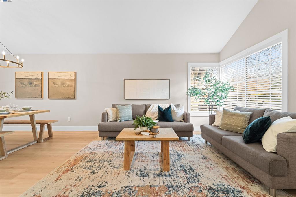 OAK GROVE - Residential