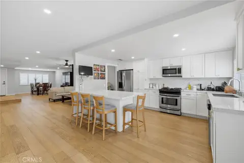 MLS: SR26162417