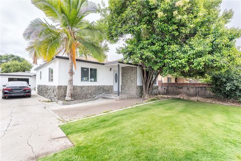 Photo of 2422 Bryce RD, El Monte, CA 91732 (MLS # DW26113644)