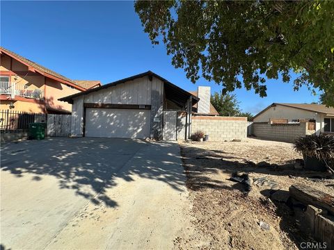 Photo of 1111 Caperton St, Lancaster, CA 93535 (MLS # SR25238279)