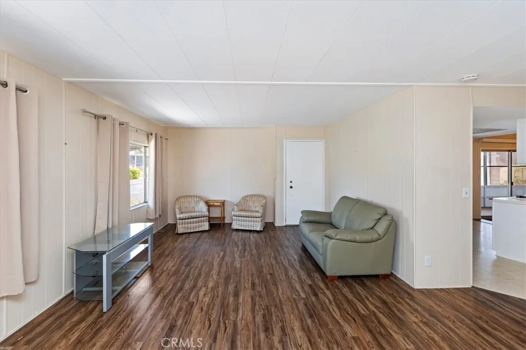 Redlands, California 92374, United States, 2 Bedrooms Bedrooms, ,2 BathroomsBathrooms,Residential,Pending,148206