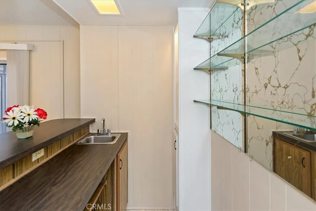 Redlands, California 92374, United States, 2 Bedrooms Bedrooms, ,2 BathroomsBathrooms,Residential,Pending,148206