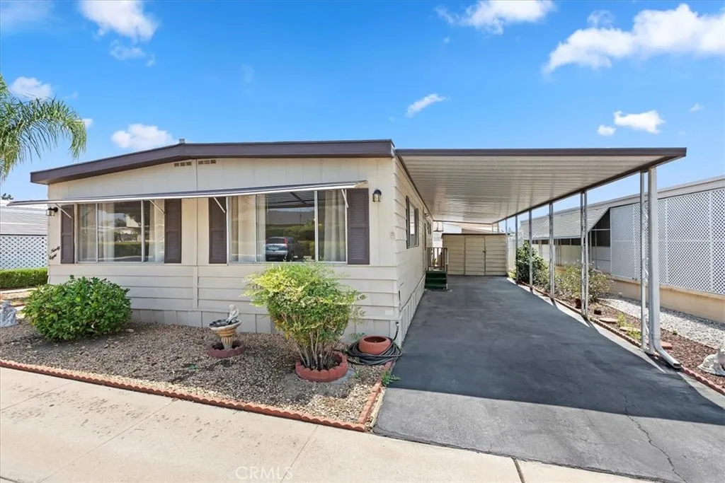 Redlands, California 92374, United States, 2 Bedrooms Bedrooms, ,2 BathroomsBathrooms,Residential,Pending,148206