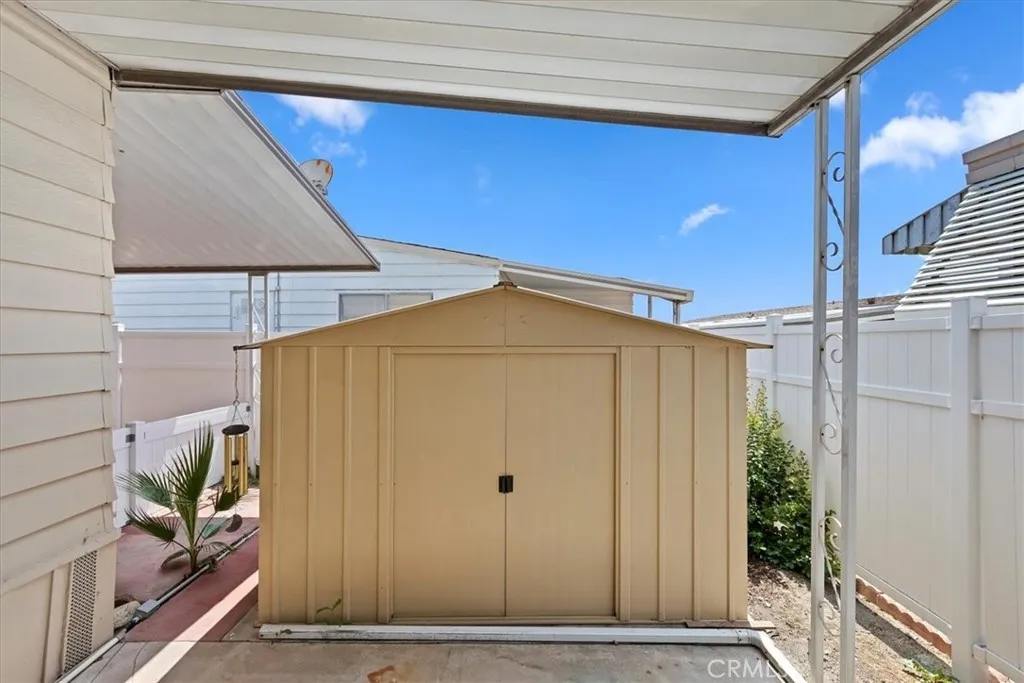 Redlands, California 92374, United States, 2 Bedrooms Bedrooms, ,2 BathroomsBathrooms,Residential,Pending,148206