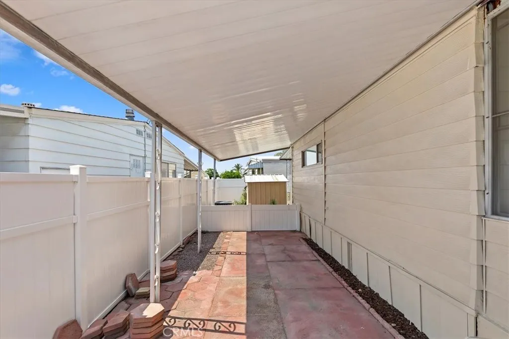 Redlands, California 92374, United States, 2 Bedrooms Bedrooms, ,2 BathroomsBathrooms,Residential,Pending,148206