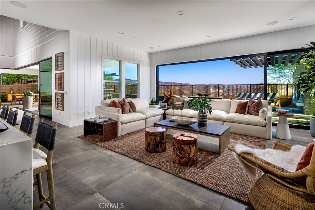 Tesoro Highlands - Residential