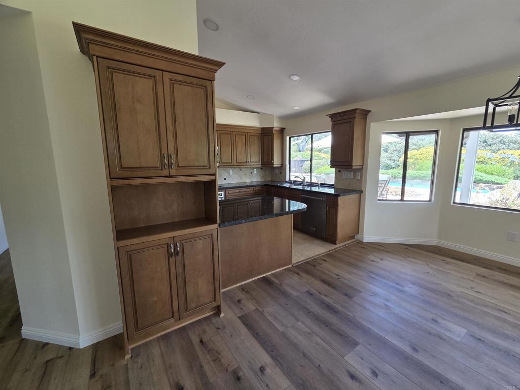 14039 Woodland Parkway