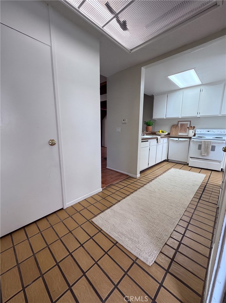 7311 Marina Pacifica N