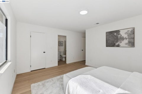 Tiny photo for 402 Vineyard Pl PL, Pleasanton, CA 94566 (MLS # 41151552)