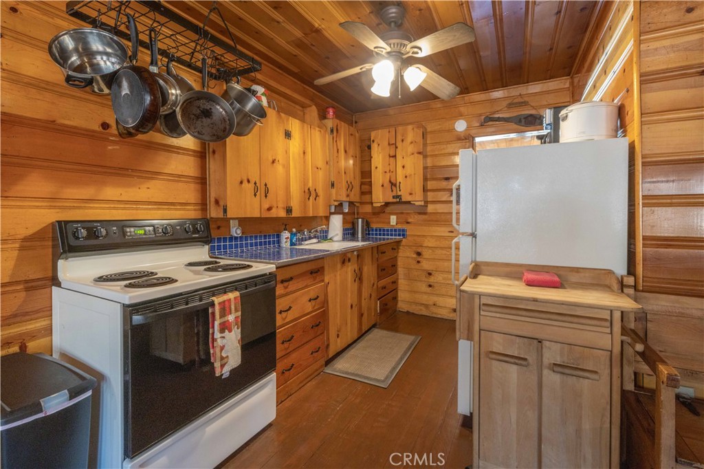 796 Silver Tip Drive