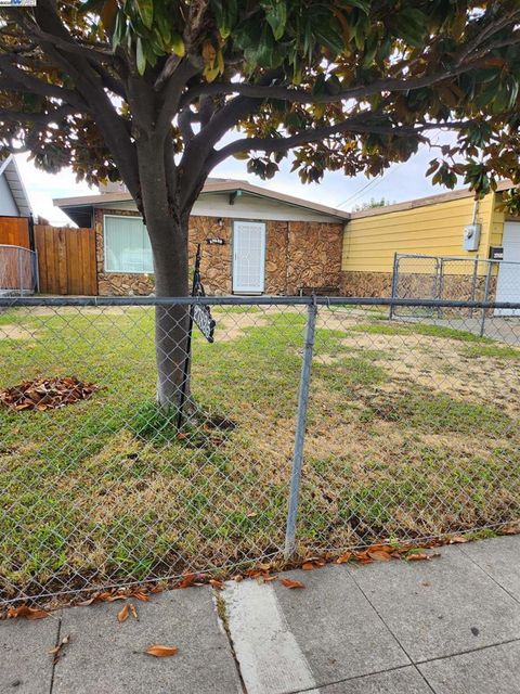 Photo of 27835 Tampa Ave. Ave, Hayward, CA 94544 (MLS # 41114869)