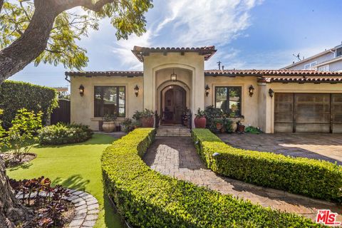 Photo of 1148 Centinela Avenue, Santa Monica, CA 90403 (MLS # 26659543)