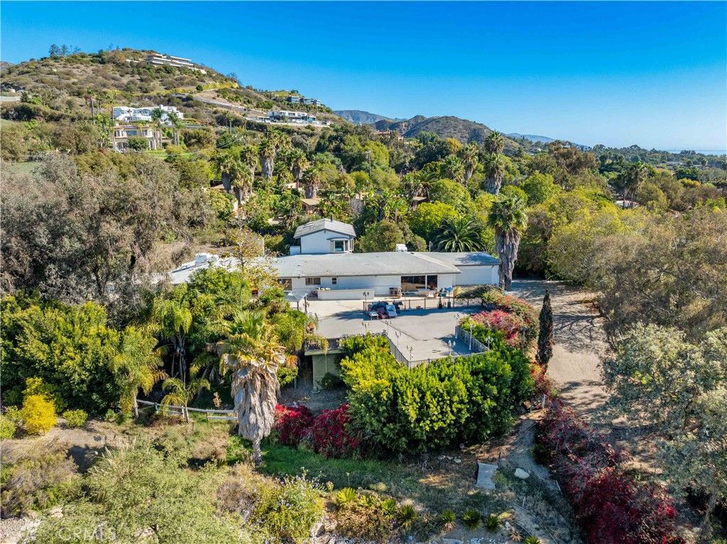 Photo of 27473 Pacific Coast, Malibu, CA 90265 (MLS # PW26073782)