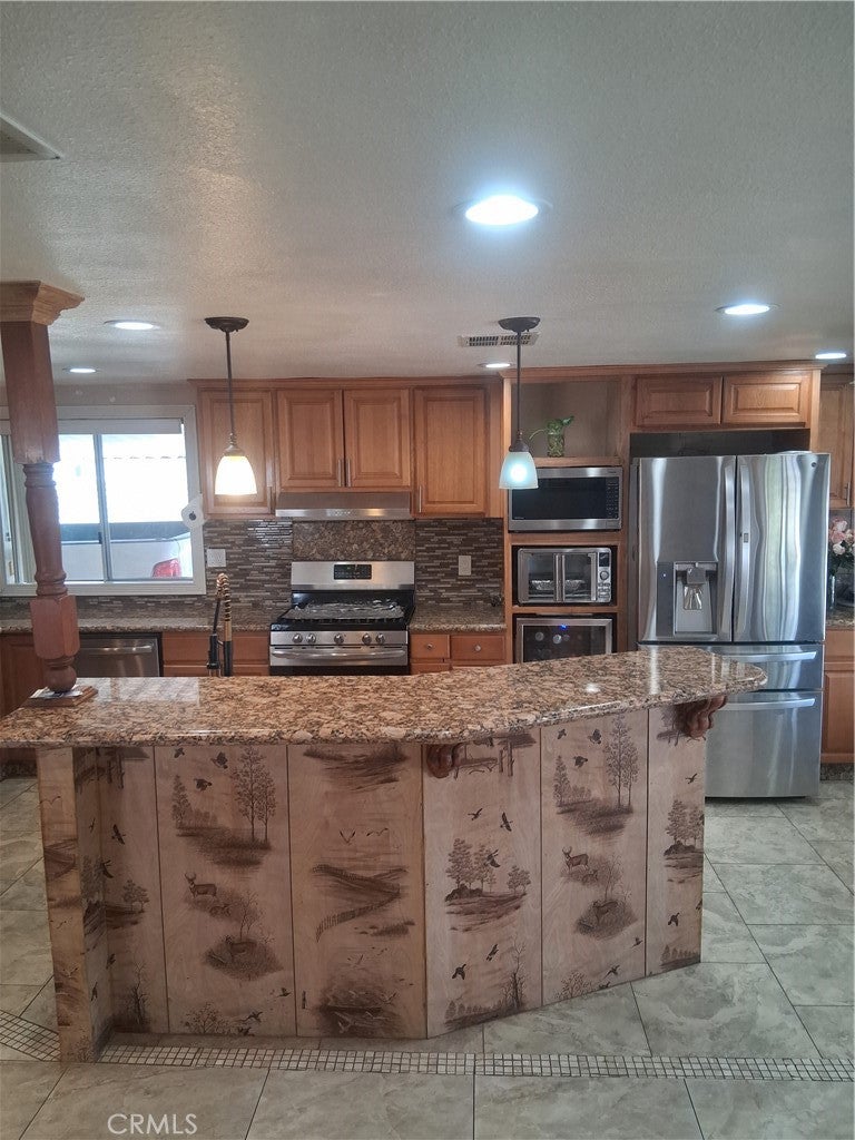 20683 Waalew B37 B37