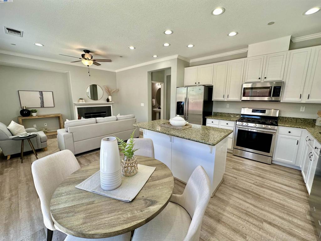 GARIN RANCH - Residential