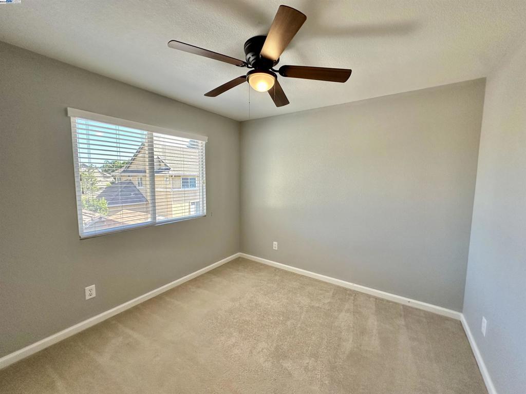 GARIN RANCH - Residential