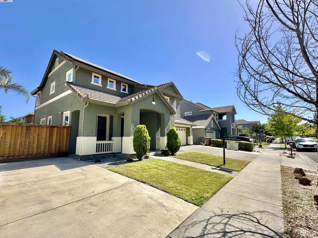 GARIN RANCH - Residential