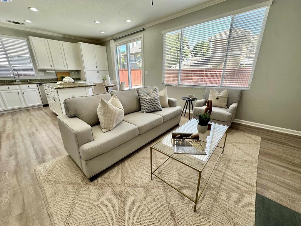 GARIN RANCH - Residential