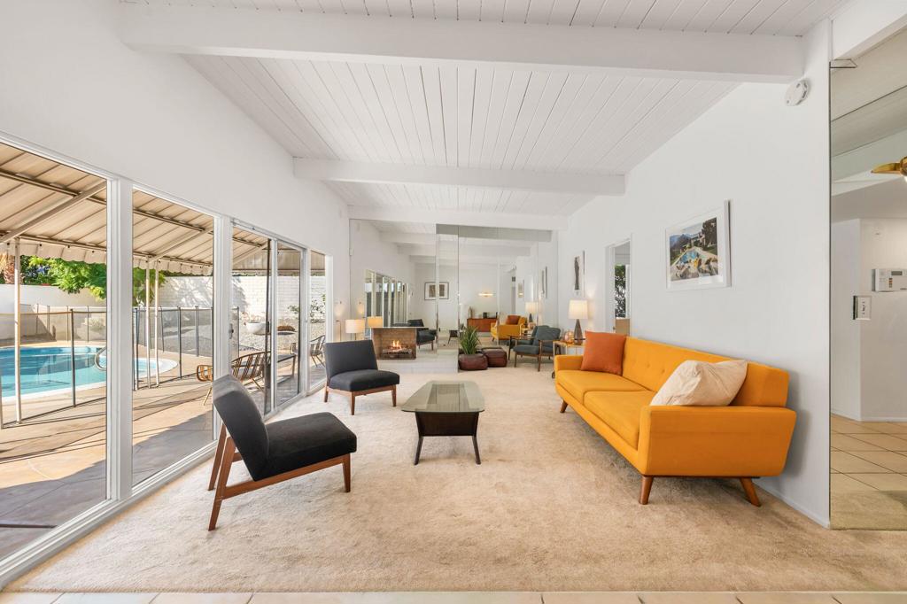 Racquet Club East - Residential