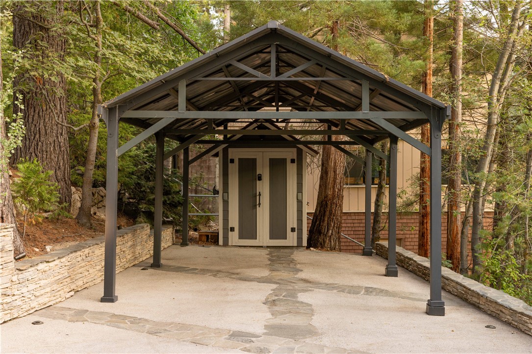 Arrowhead Woods (AWHW) - Residential