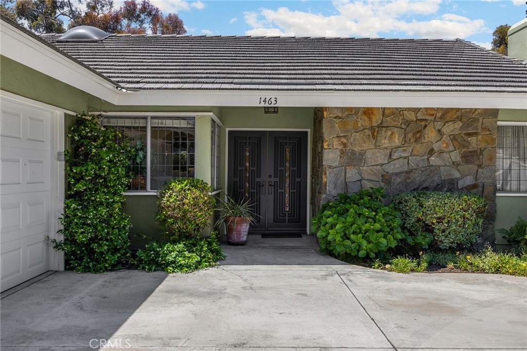 1463 Avolencia Drive