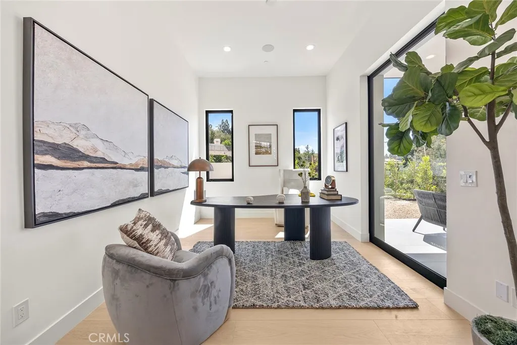 Anaheim Hills, California 92808, United States, 6 Bedrooms Bedrooms, ,7 BathroomsBathrooms,Residential,Active,217982