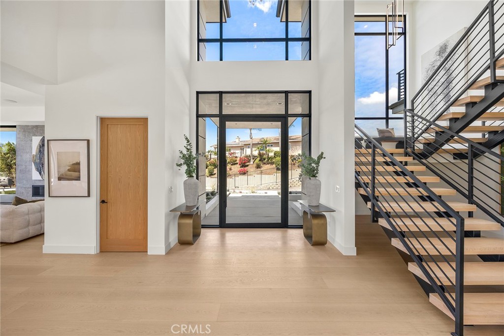 7653 Corto Road