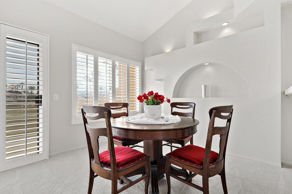 Palm Royale - Residential