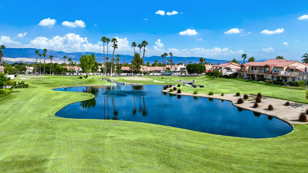 Palm Royale - Residential
