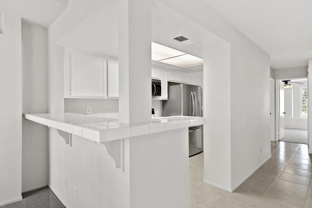 Palm Royale - Residential
