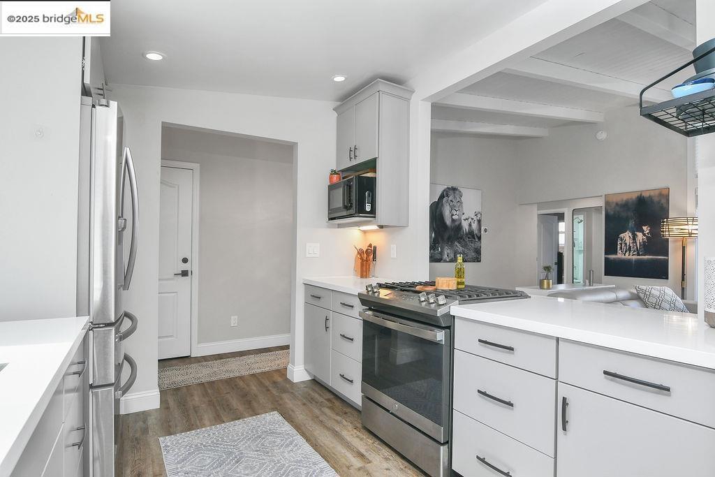 HOLBROOK HEIGHTS - Residential