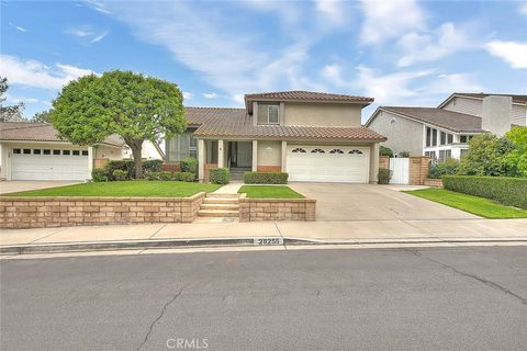 Photo of 28255 Flechas, Mission Viejo, CA 92692 (MLS # OC26109312)
