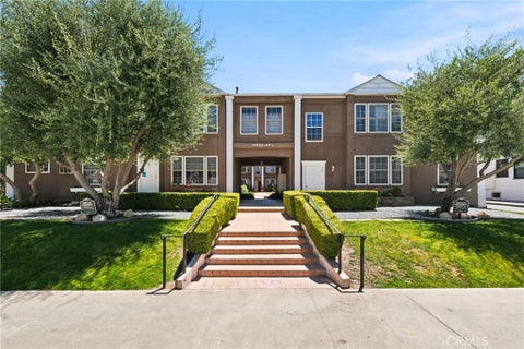 Photo of 15034 1/4 Dickens ST, Sherman Oaks, CA 91403 (MLS # SR26146999)