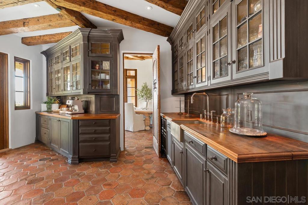 Rancho Santa Fe - Residential