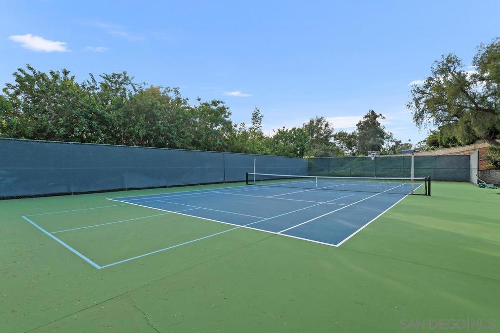 Rancho Santa Fe - Residential