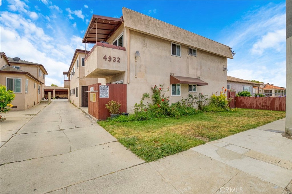 4932 Lennox