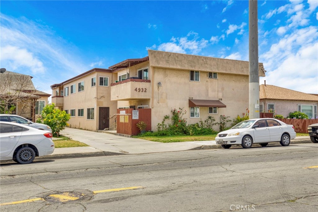 4932 Lennox